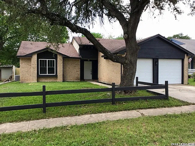 11009 Forest Crown