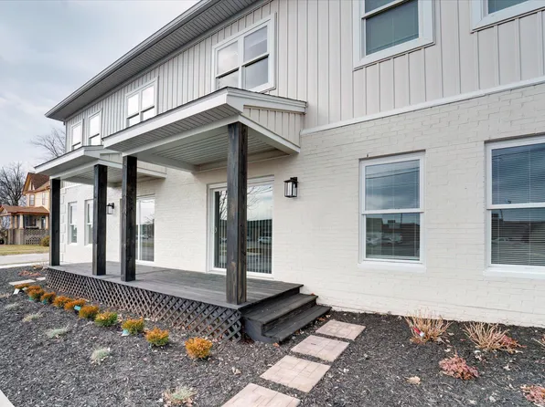 303 N 3rd St, Saint Clair, MI