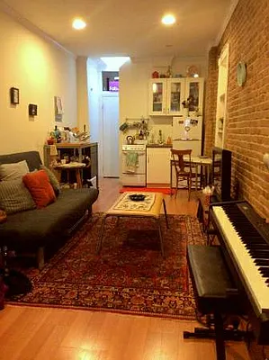 Rented by Quest Realty Sunnyside Corp | media 8