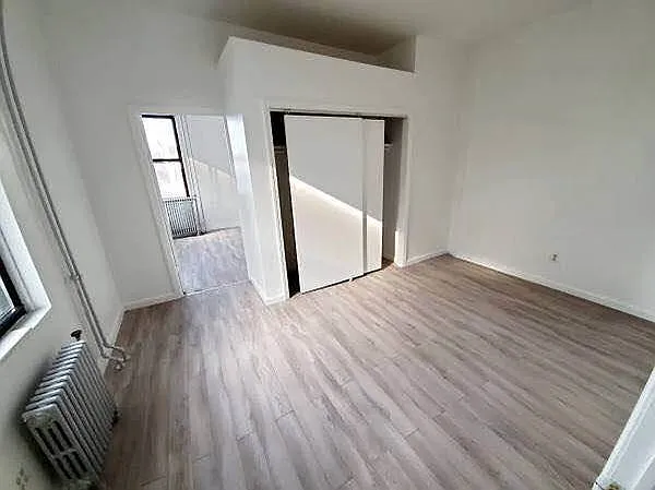 4723 4th Ave #2L — Photo 2