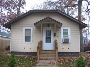 1208 Fenton St, Aurora, IL 60505