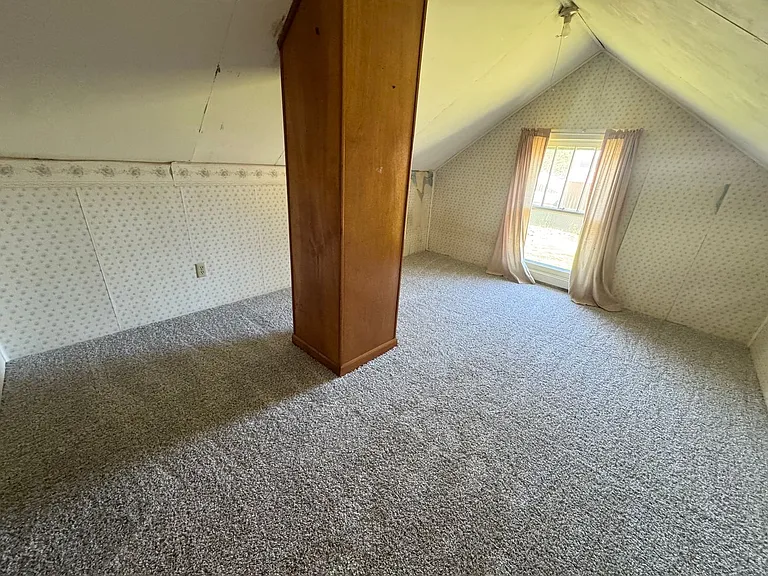 7400 SE Otty St — Photo 11