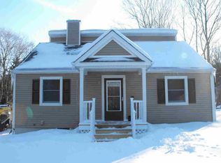 15 Sedgewick Rd, Poughkeepsie, NY 12603