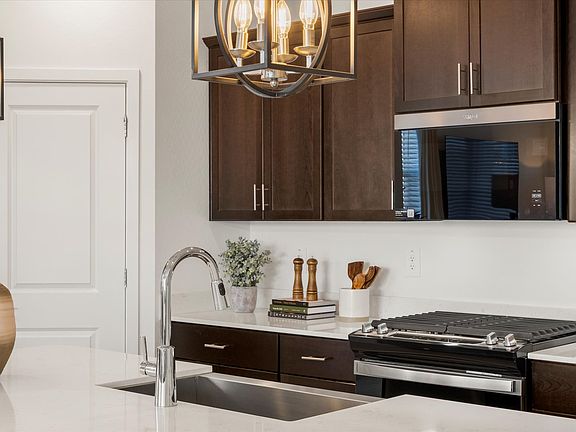 PHX_Kitchen_12890-N-305TH-AVE