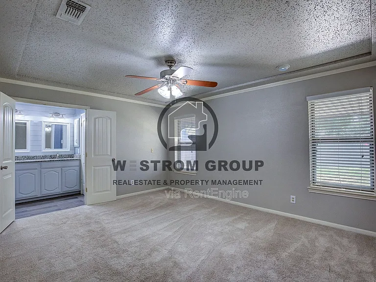 1642 Belltower Dr — Photo 27