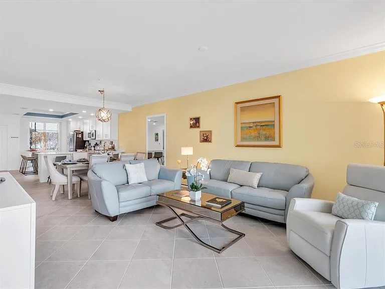 14214 Heritage Landing Blvd #817 — Photo 11
