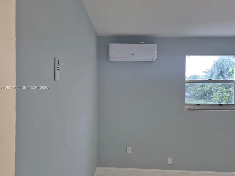 1231 NW 101st St #2 — Photo 6