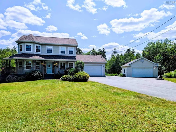 94 Valerie Ct, Halifax, NS B2T 1Y7