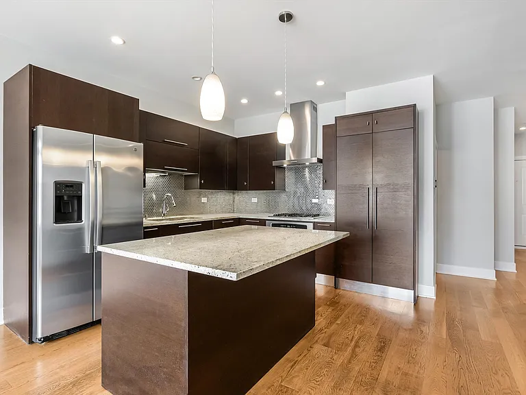 1261-63 N. Honore St. — Photo 3