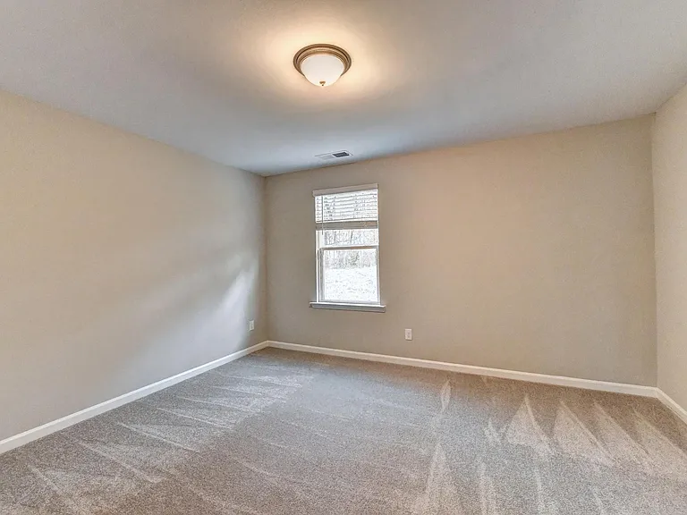 192 Golden Eagle Pkwy — Photo 33
