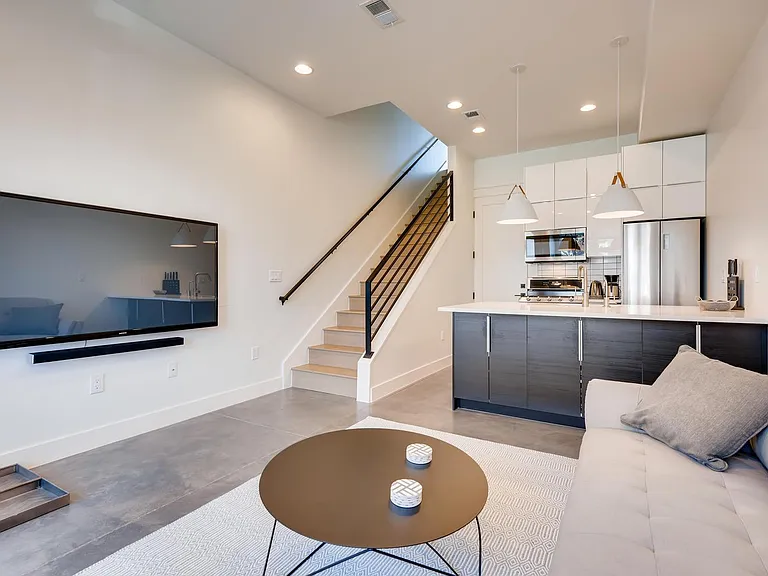 3112 N Gilpin St — Photo 3