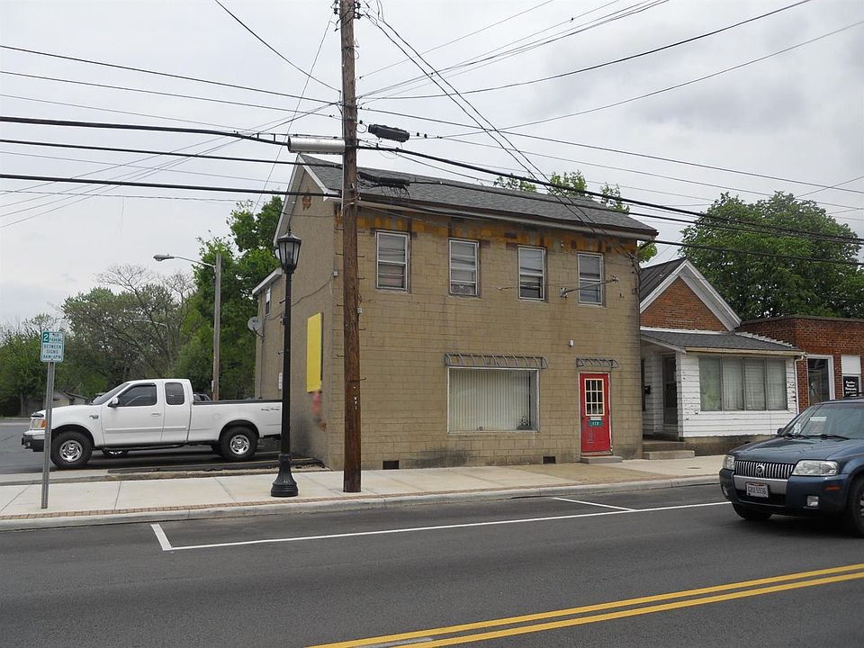 2nd image of 112 W Plane St