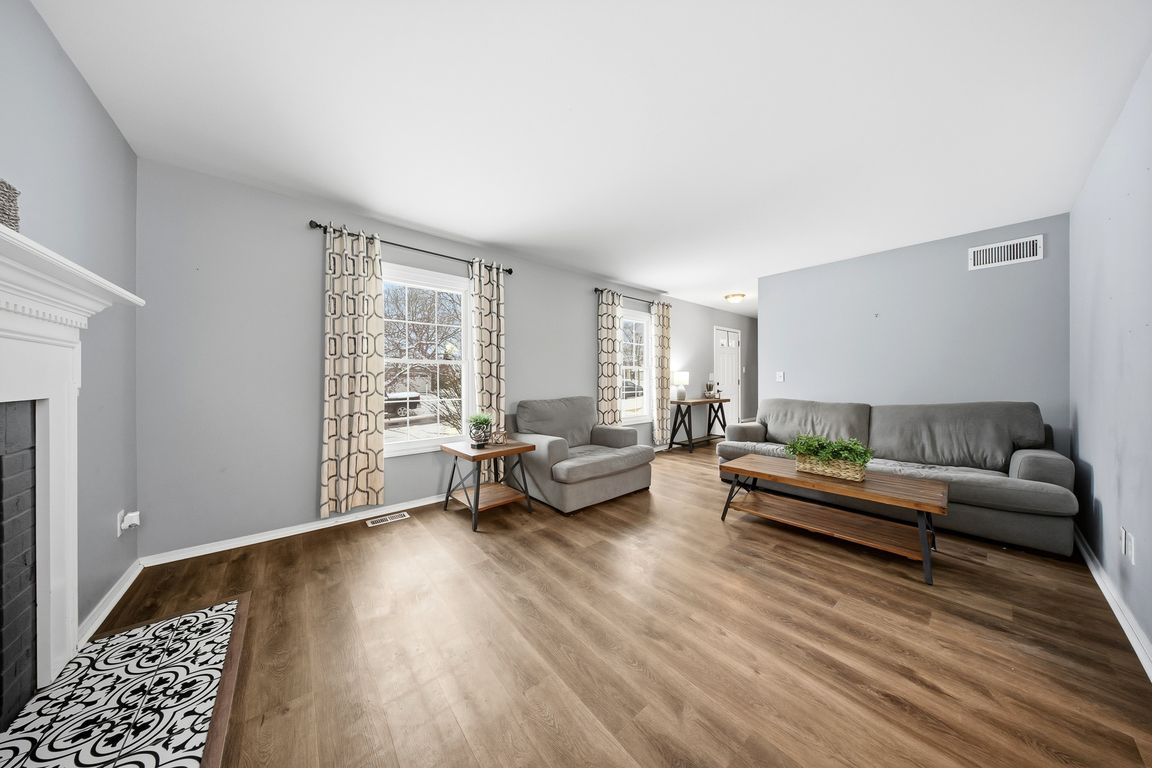 next background image