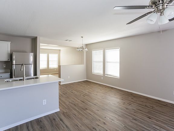 5th image of 45616 W Guilder Ave