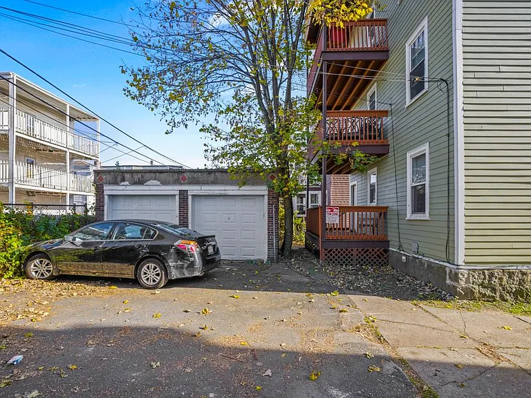 20 Sudan St #3 — Photo 23