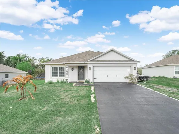 266 Lake Ave S, Frostproof, FL 33843