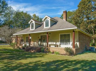 75 Oloh Rd, Sumrall, MS 39482