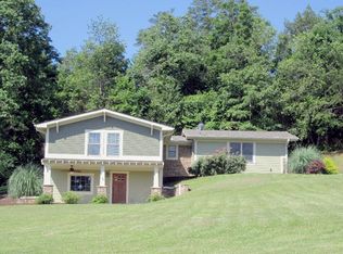 105 Morningside Ln, Dandridge, TN 37725