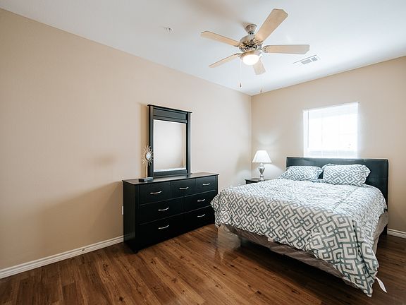 3rd image of 275 E Allen St #8382742