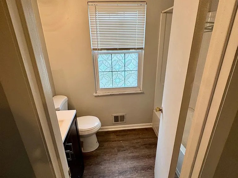 244 E Commons Dr — Photo 33