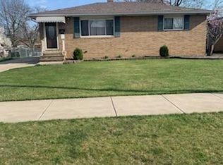 11260 Gross Dr, Parma, OH