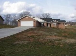 3732 Bent Rd, Kodak, TN 37764