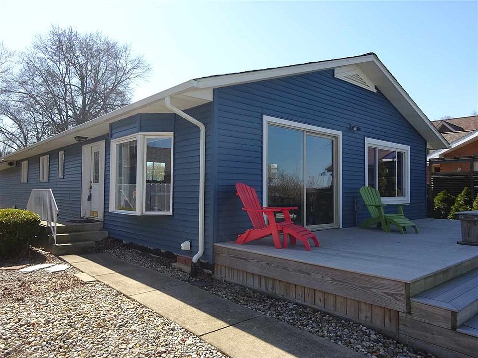 1st image of 25855 Lake Dr