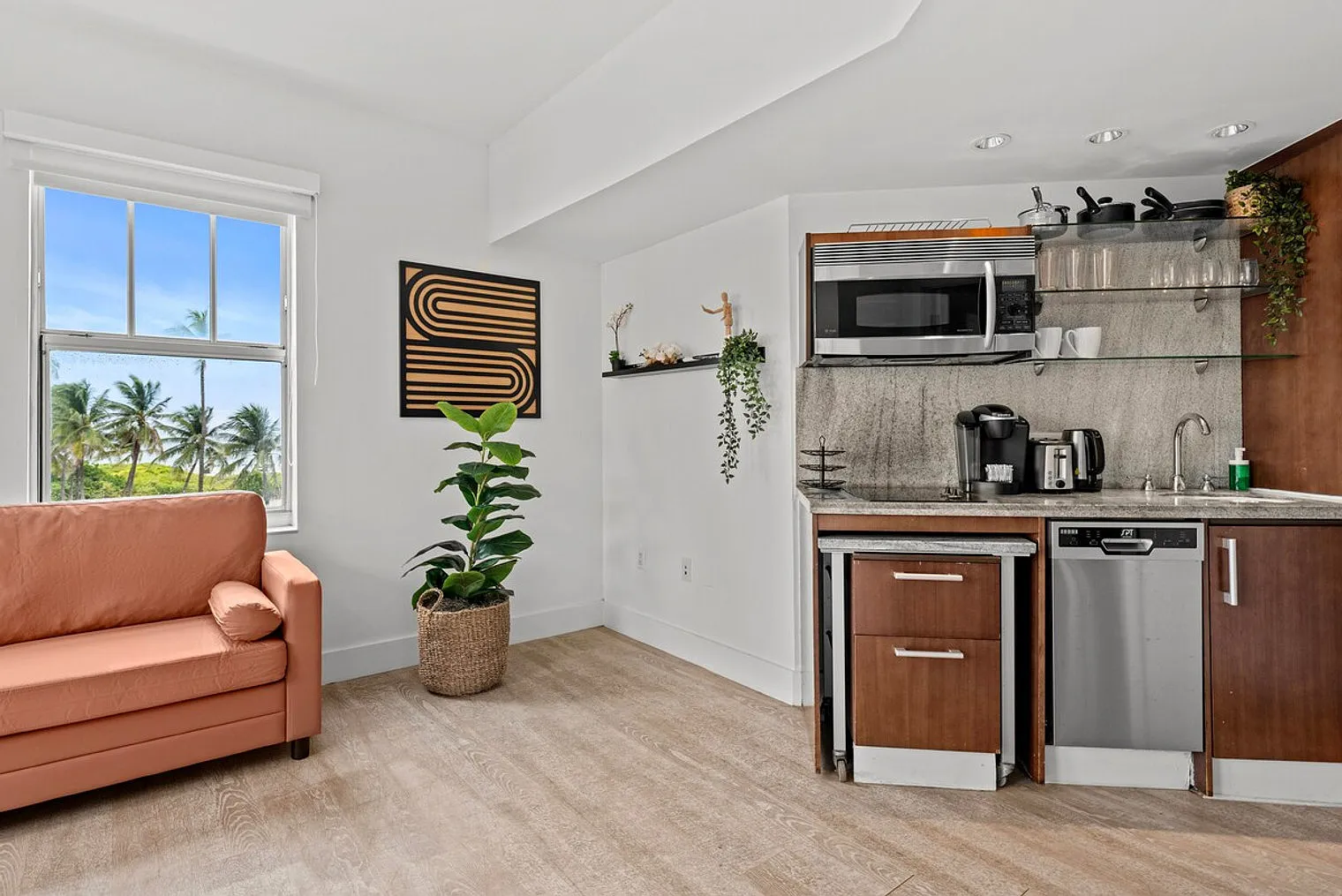 2 bed, 2.0 bath, $8,543 — Photo 4