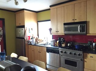 38 Bigelow St APT 2, Cambridge, MA 02139