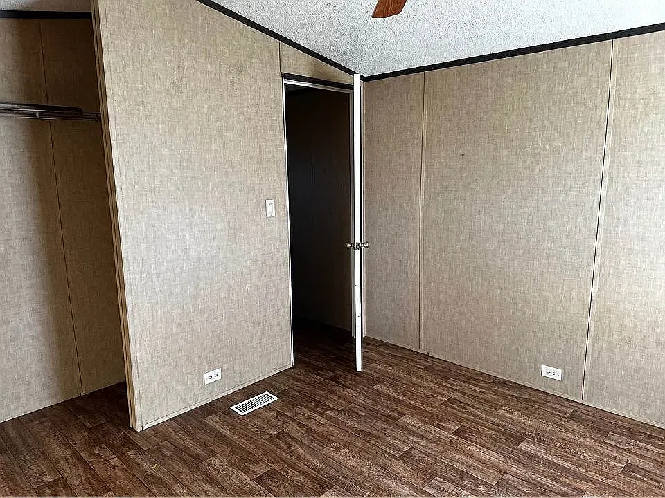 1 bed, $795 — Photo 2