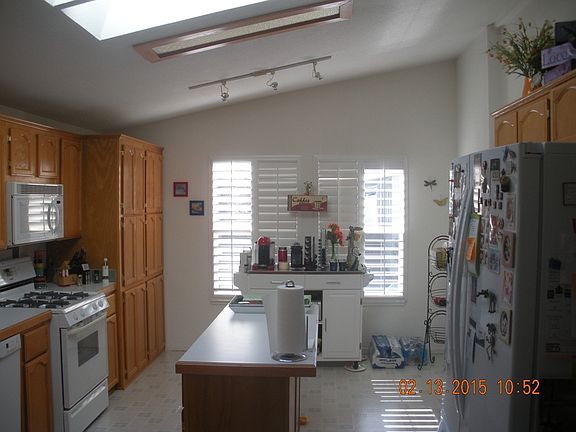 5th image of 254 Chateau La Salle Dr