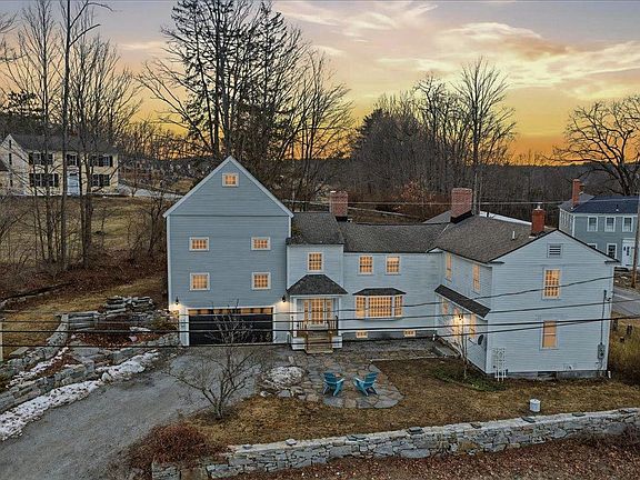 3rd image of 1 Cemetery Road