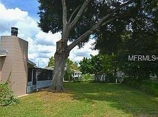 2nd image of 558 Broadmoor Dr #11