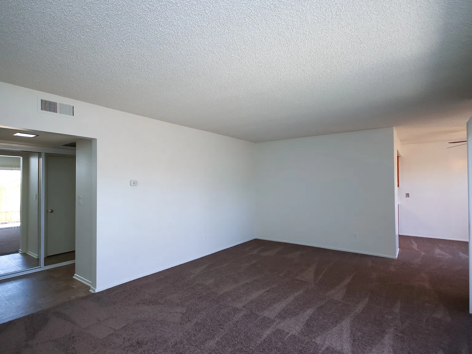 Gorgeous Spacious In the Heart of Sierra M... — Photo 3