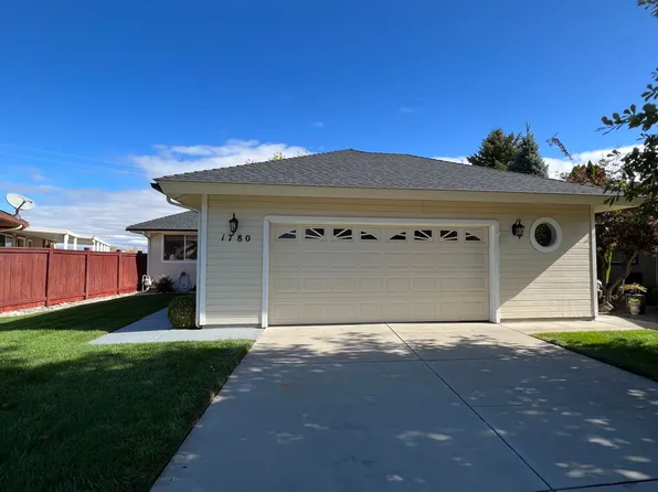1780 Mahogany Cir, Minden, NV 89423