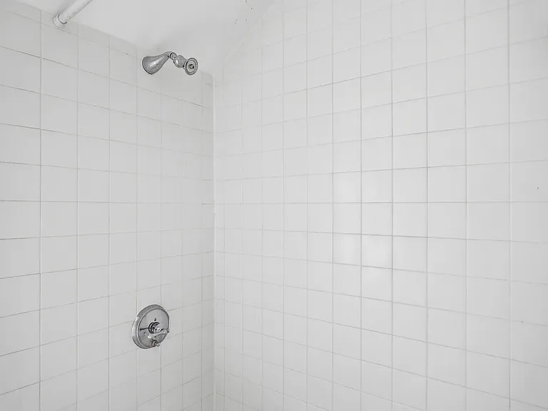 3774 Drake Ave — Photo 39