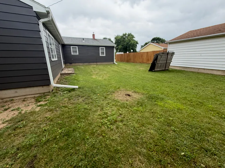 907 Merrill Ave — Photo 28