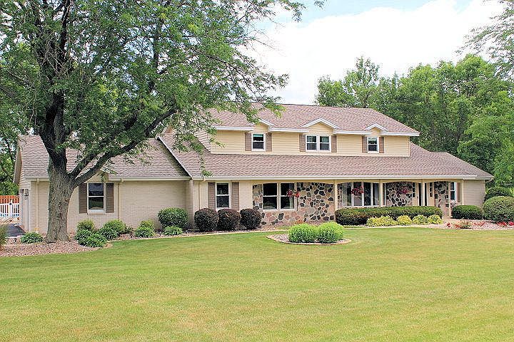 1st image of 1511 N Paganica Ct