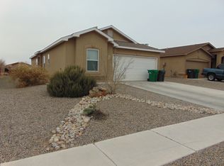 707 Redwood St SW, Rio Rancho, NM 87124