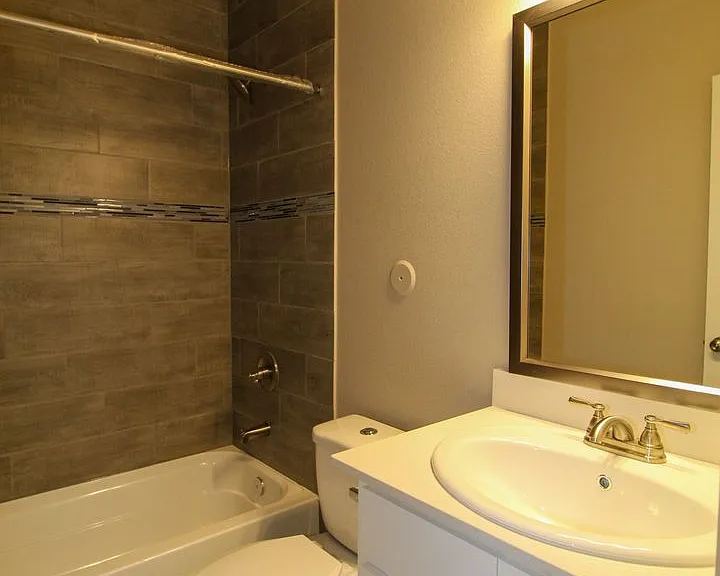 1217 Golden Summer Pl — Photo 7