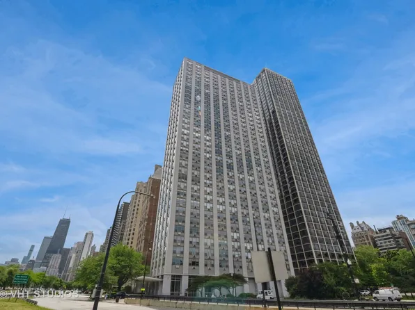 1550 N Lake Shore Dr APT 2B, Chicago, IL 60610