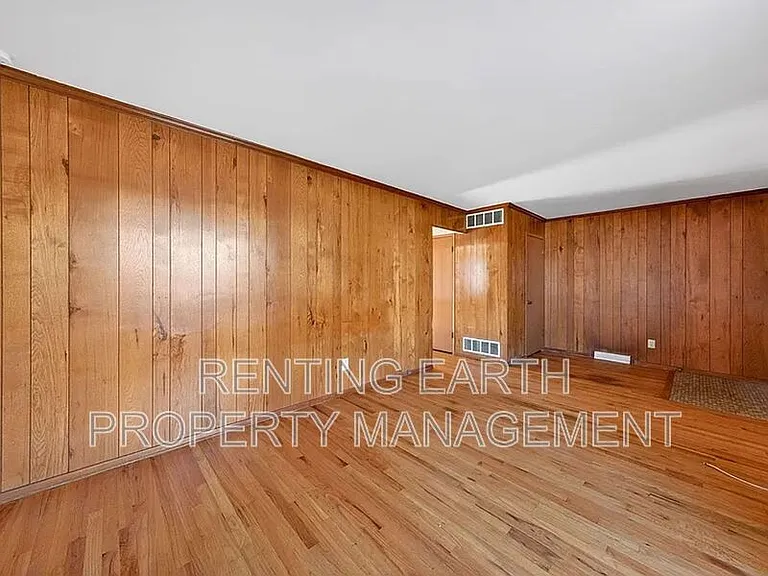 8908 Scottdale Ave — Photo 12