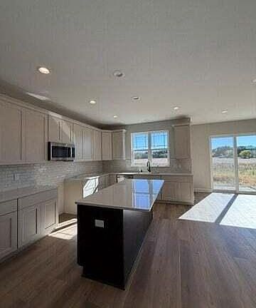 5th image of 617 Talbots Woods COURT