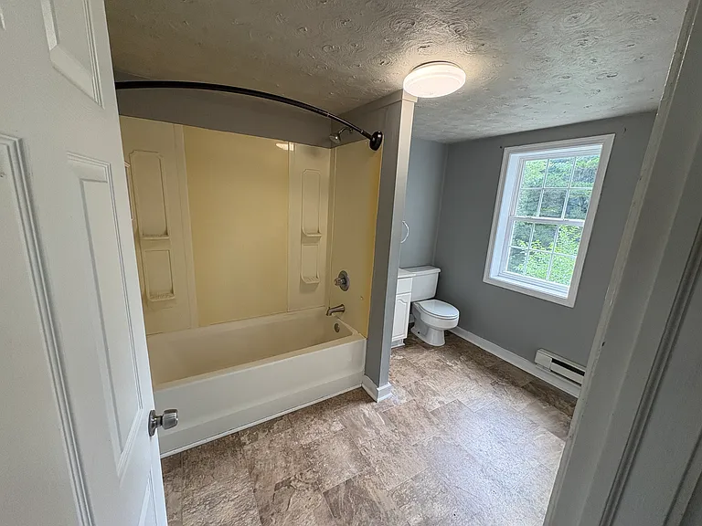 132 Main St — Photo 13