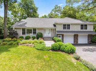 22 Aspen Rd, Scarsdale, NY 10583