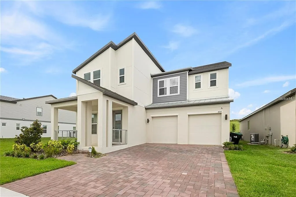 Building Photo - 16031 Silver Brook Way