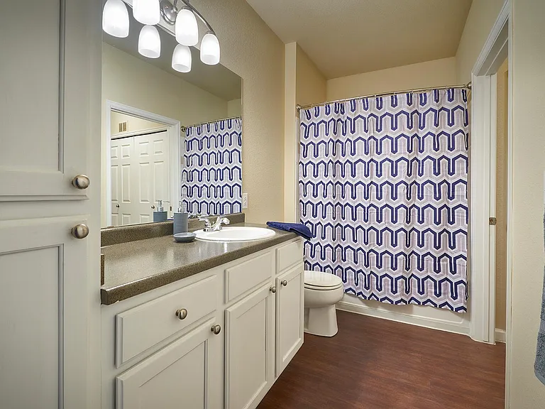 SkyeCrest Apartments — Photo 20