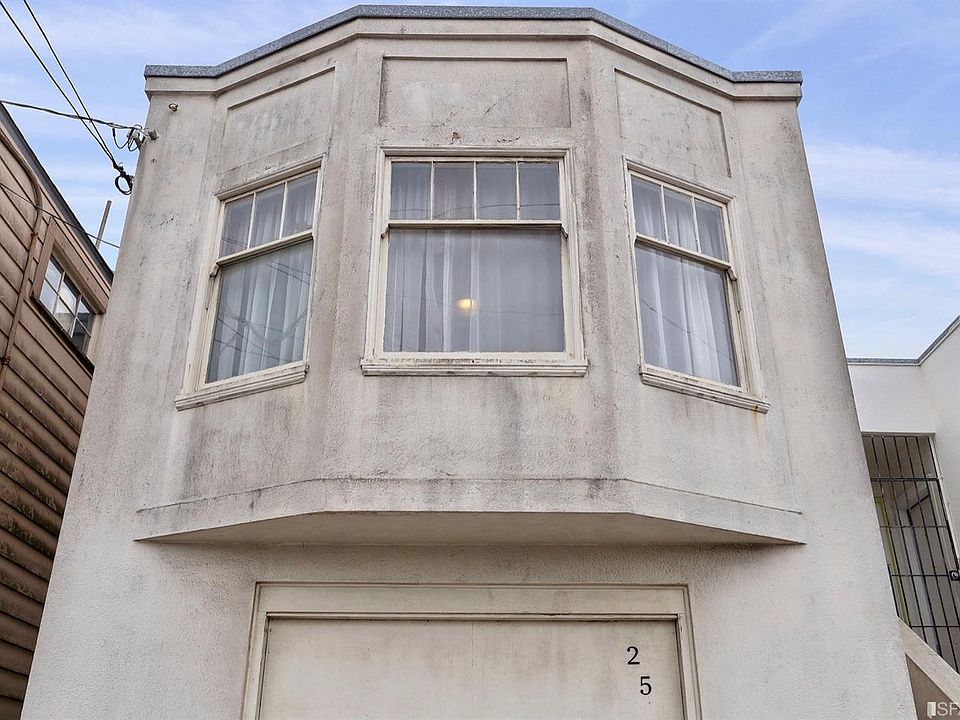 1st image of 25 Bruce Ave