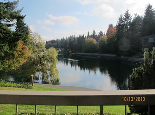 13787 NE 65th St APT 568, Redmond, WA 98052