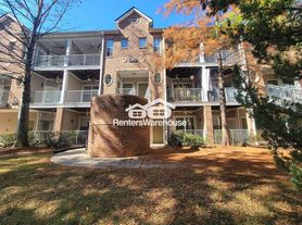 245 Amal Dr SW, Atlanta, GA